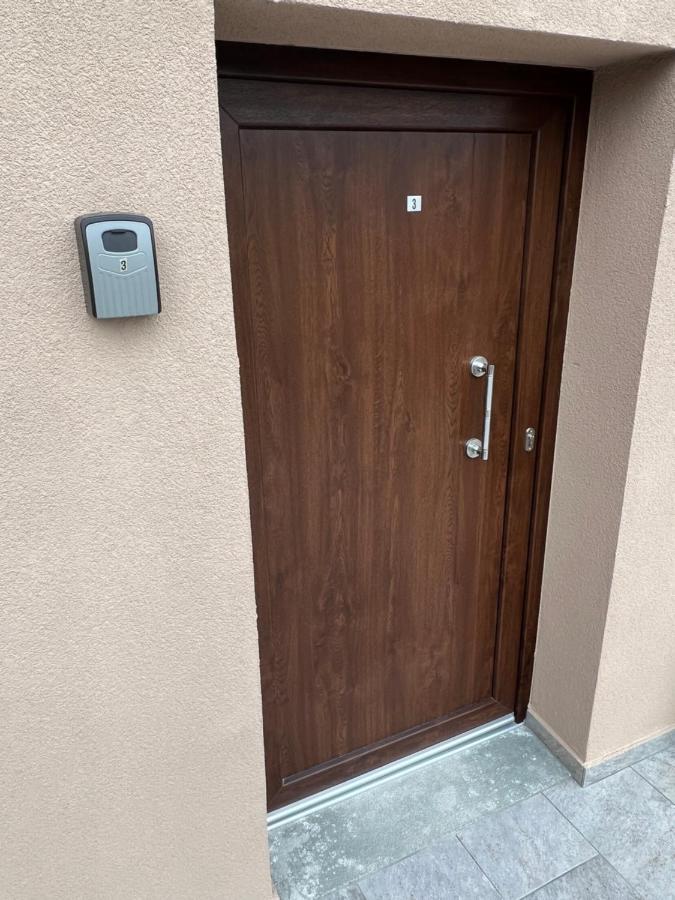 Guesthouse Pyxari 卡兰巴卡 外观 照片